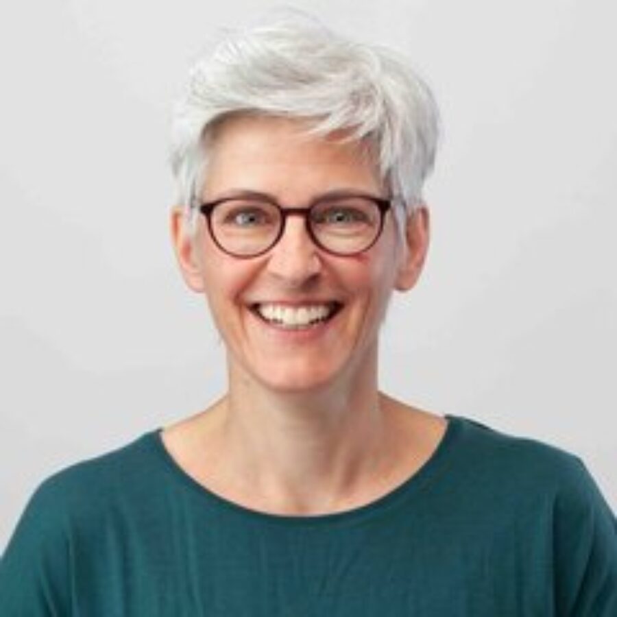Alexandra Koch, Guide & Trainer bei FIVE MOVES in Zurich